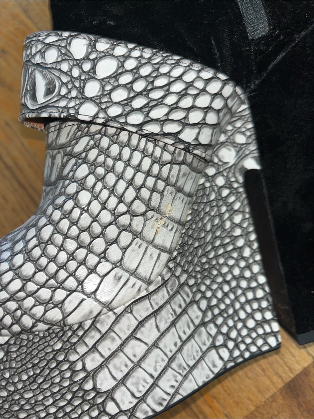 RARE 2010s early Christian Siriano velvet and snake print platform ankle boots - Picture 7 of 11